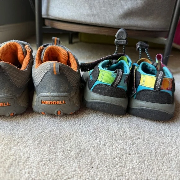 Merrell & Keen Toddler Outdoor Shoe Bundle Hiking & Water 8 & 9 Rainbow - Picture 6 of 6